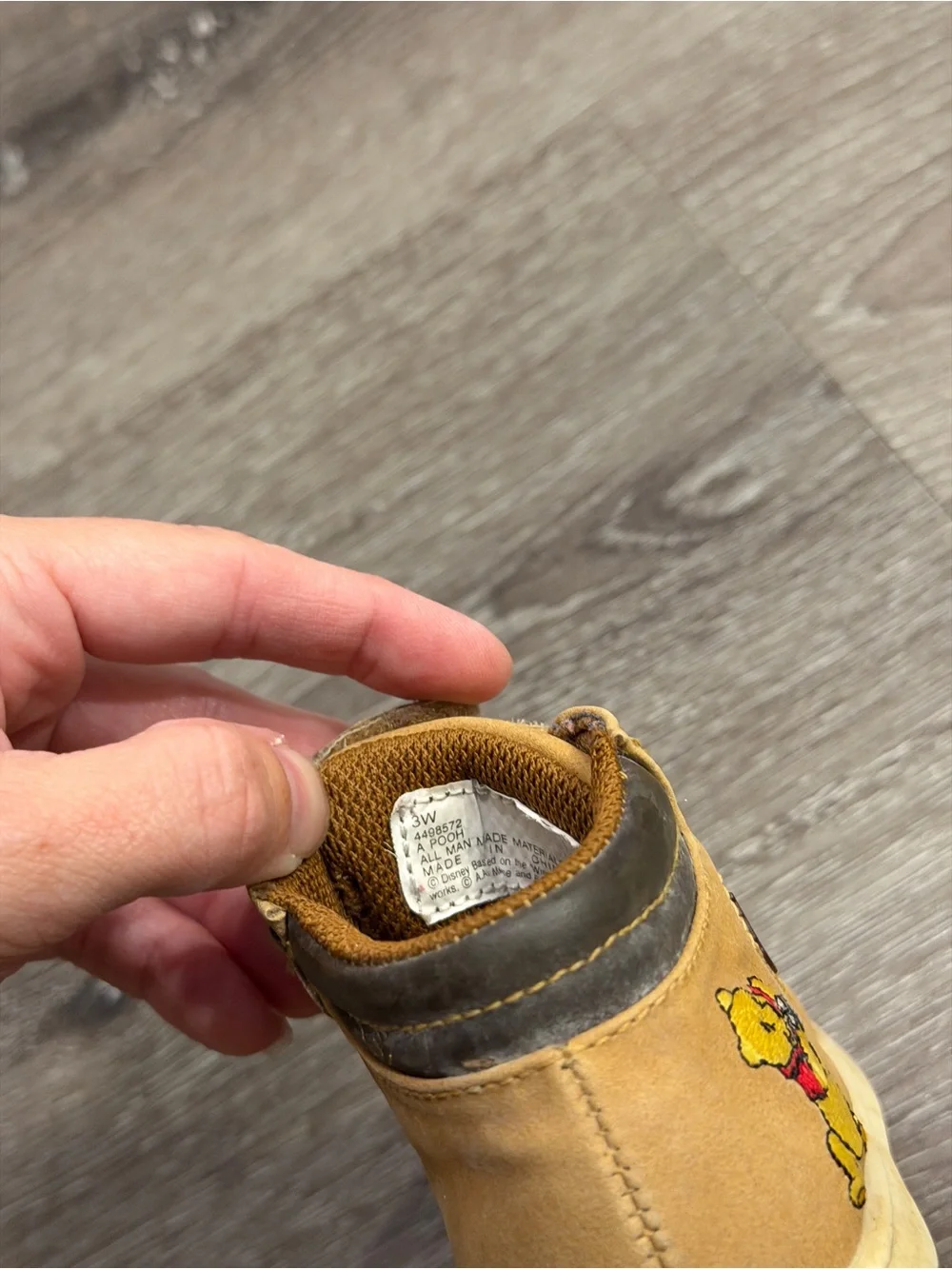 Vintage Y2K 90s Kids' Disney Pooh Bear boots shoes